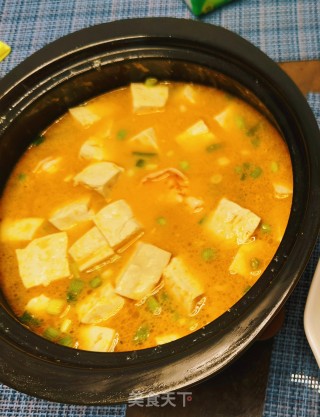 “蟹黄”豆腐煲的做法