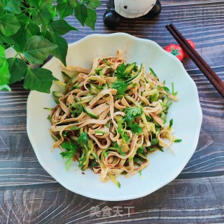 豆皮拌黄瓜丝的做法