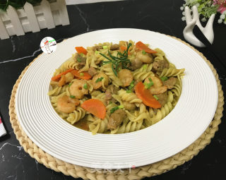 咖喱牛肉虾仁意大利面的做法