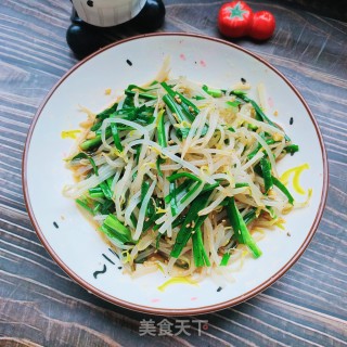 绿豆芽拌韭菜的做法