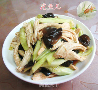 黑木耳黄瓜拌鸡胸肉的做法