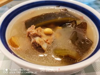 海带排骨汤的做法