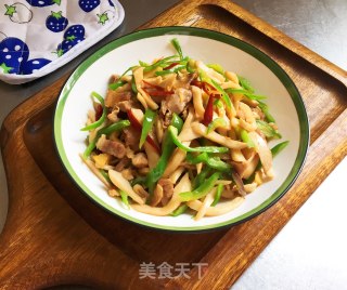 杏鲍菇炒肉的做法