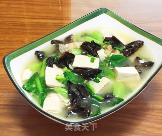 油菜木耳豆腐汤的做法