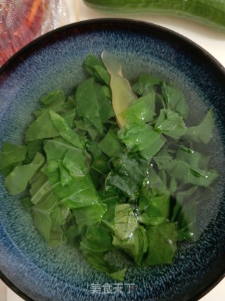 姜片菜叶汤的做法