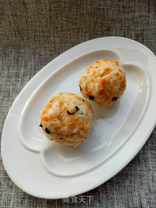 香蕉肉松饭团的做法