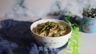 豆角炒肉拌面