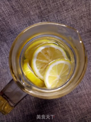 蜂蜜柠檬凉茶的做法