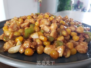 玉米粒炒鸡丁的做法