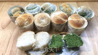 椰香面包卷，做法简单，入口绵软细腻，椰香味十足，口感超好。的做法