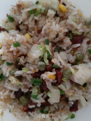 香肠白菜炒饭