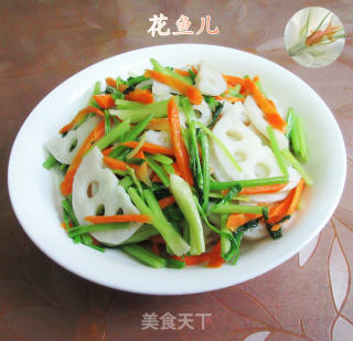 胡萝卜芹菜炒莲藕的做法