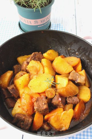 香辣牛肉炖土豆的做法