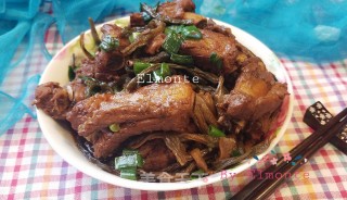 豆角干烧排骨的做法
