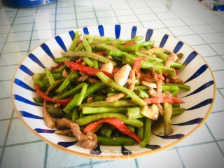 豇豆炒肉丝的做法