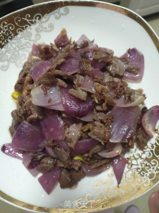 洋葱炒牛肉的做法