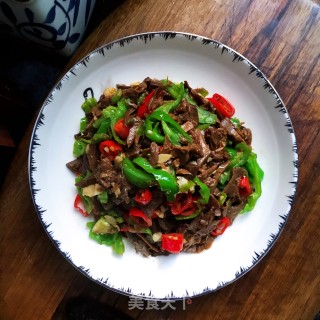 青红椒炒烟笋的做法