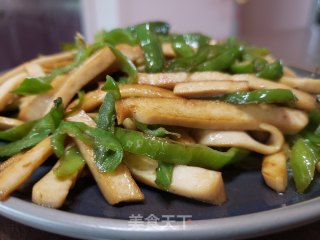尖椒炒豆干的做法