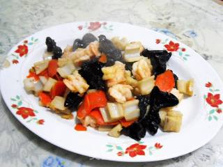 莲藕木耳炒虾仁的做法