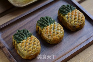 薄皮大馅的凤梨月饼的做法