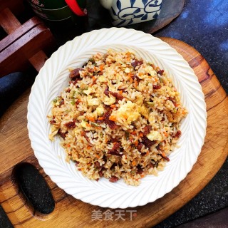 酸豆角腊肠炒饭