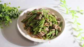牛肉炒豆角的做法