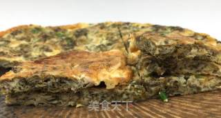 紫菜煎蛋饼，营养丰富，烹调方法简单，特别适合家庭制作。的做法