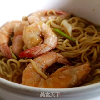 葱油大虾焖面的做法