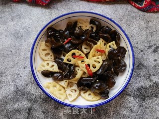 木耳拌莲菜的做法