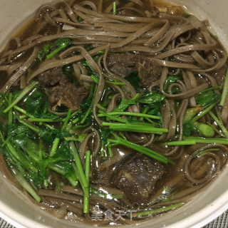 香菜牛腩汤面的做法
