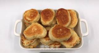 香煎小面包，制作简单，奶香味十足，一口一个，孩子超爱吃。的做法