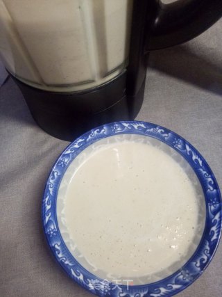倍浓芝麻红枣豆浆的做法