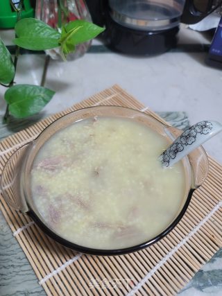 鸽肉丝小米粥的做法
