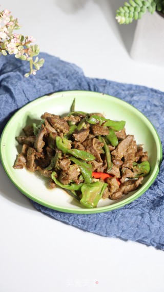 青椒扁豆炒牛肉的做法