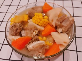 莲藕排骨汤的做法