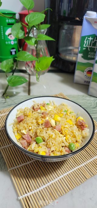 香肠蛋炒饭