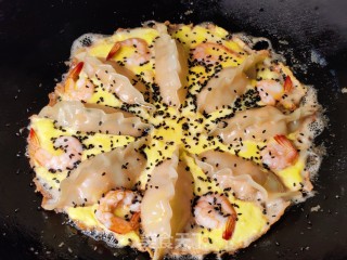 泡菜饺子锅贴的做法