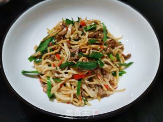 杏鲍菇炒牛肉的做法