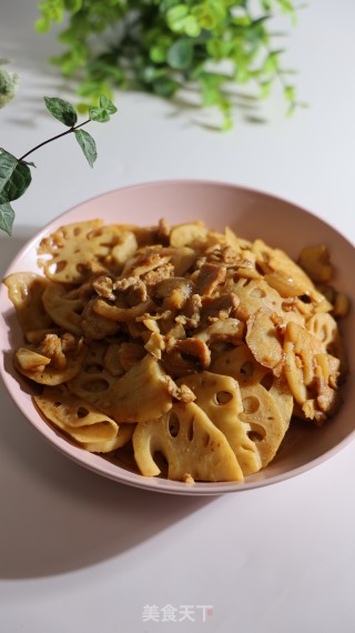 肉片炒莲藕的做法