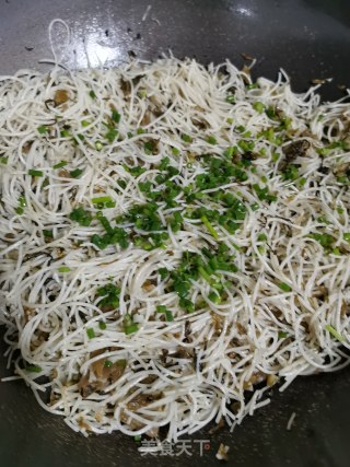 糟菜炒粉干的做法