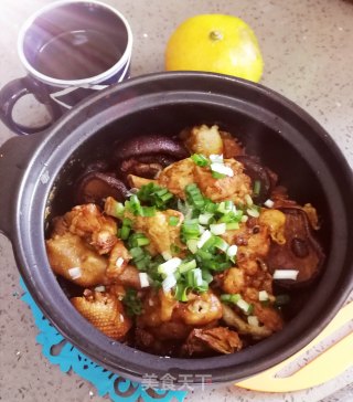 香菇黄焖鸡煲????????????的做法
