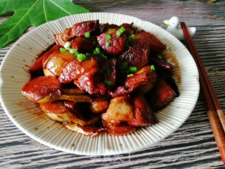 软糯香甜，好吃入味的茨菇红烧肉的做法