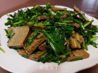 韭菜炒五香豆腐的做法