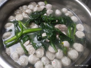瘦肉肉丸青菜汤的做法