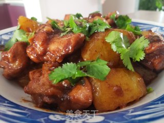 土豆炖鸡腿的做法