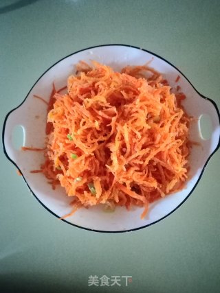 粉蒸胡萝卜丝的做法