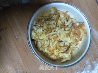 菠萝蜜的边角料炒鸡蛋的做法