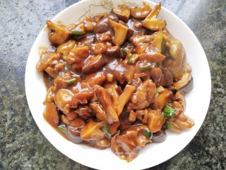 香菇焖鸡腿的做法