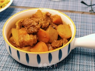 咖喱炖土豆牛肉的做法