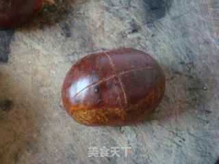 自制解馋零食——糖烤栗子的做法步骤：2